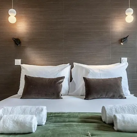 42#opera #louvre #paris02 #2bedrooms #ac *